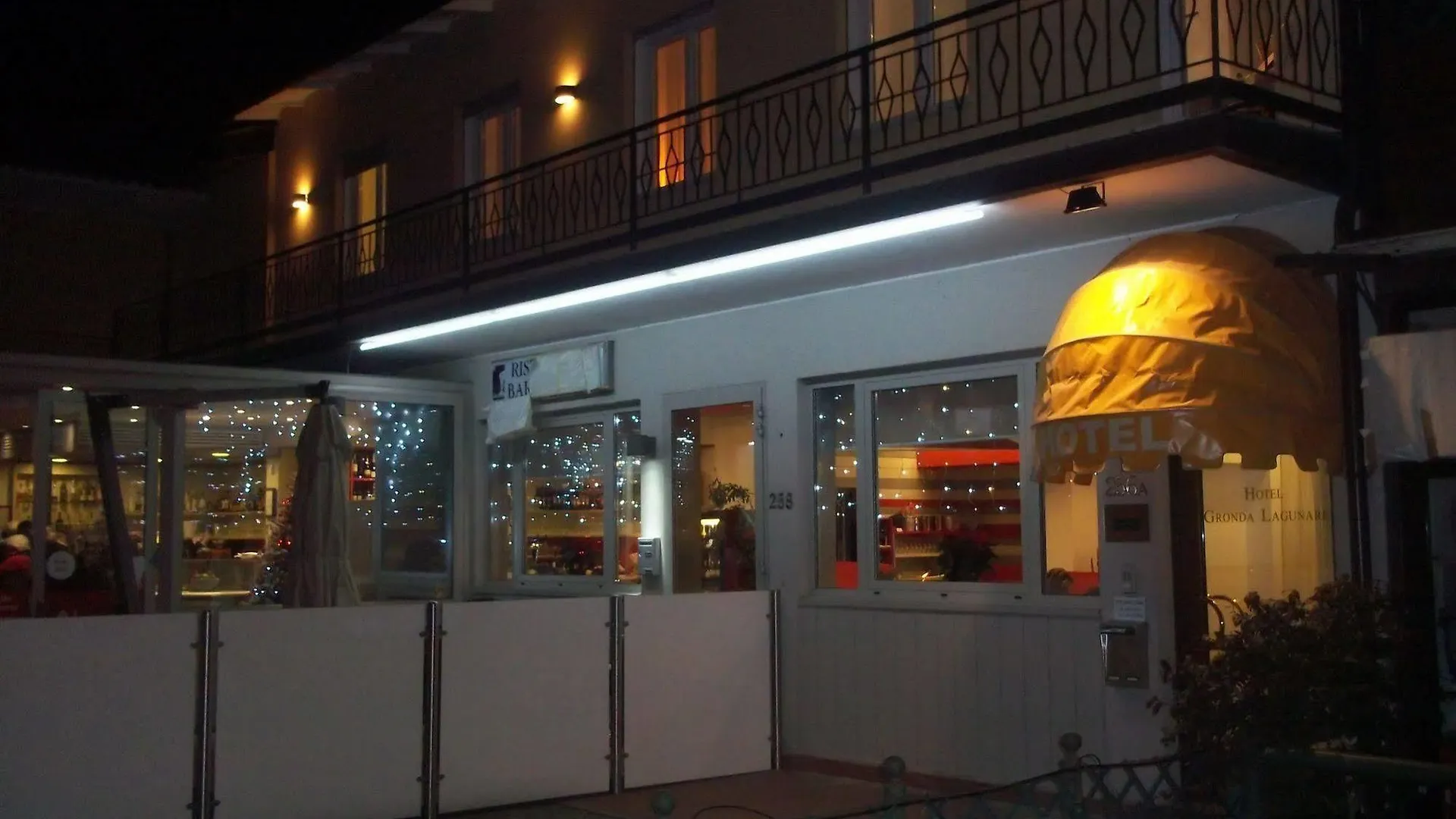 Hotel Gronda Lagunare Тессера 2*,  Италия